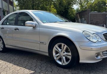 Mercedes-Benz C 220 212.200 km 3.500 &euro; Düsseldorf 40591