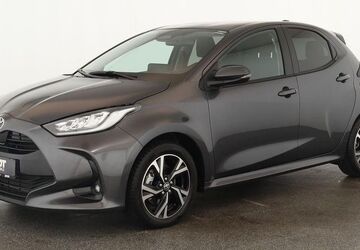 Toyota Yaris 10.700 km 23.684 &euro; Düsseldorf 40233