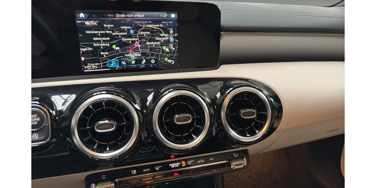 Mercedes-Benz CLA 180 Shooting Brake Leder Navi Kamera 1.Hd 108.430 km 17.990 &euro; Wuppertal 42327