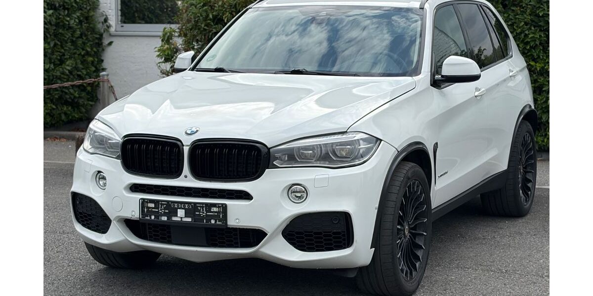 BMW X5 217.000 km 19.800 &euro; Düsseldorf - Bezirk 8 40231