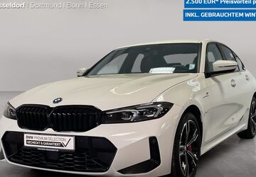 BMW 330 22.700 km 53.999 &euro; Düsseldorf 40237
