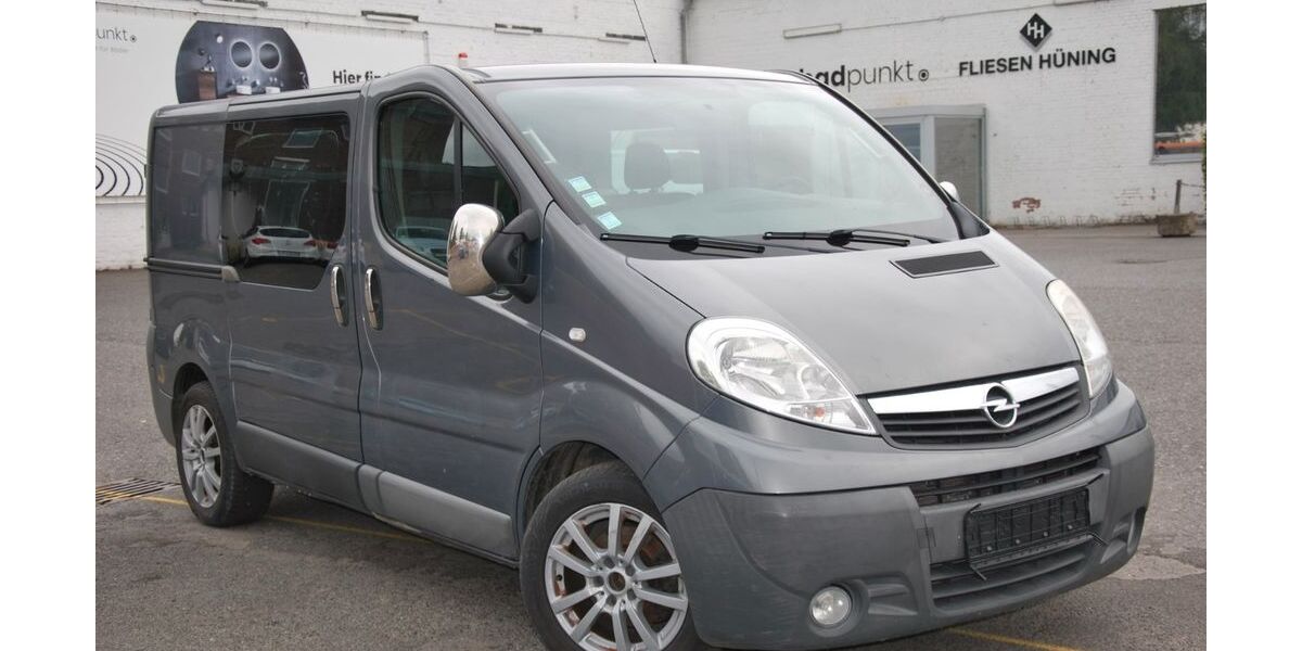 Opel Vivaro 172.322 km 11.250 &euro; Düsseldorf - Bezirk 8 40231