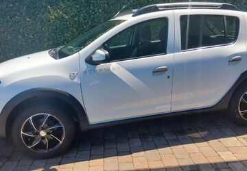 Dacia Sandero 83.157 km 5.600 &euro; Mönchengladbach 41179