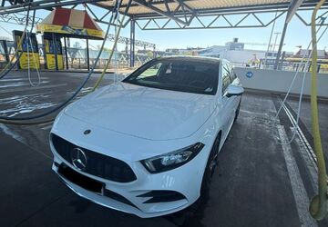 Mercedes-Benz A 180 81.400 km 20.790 &euro; Düsseldorf 40589