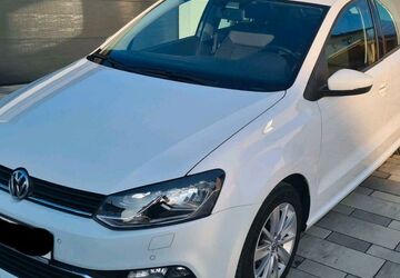 VW Polo 108.000 km 7.990 &euro; Düsseldorf 40211