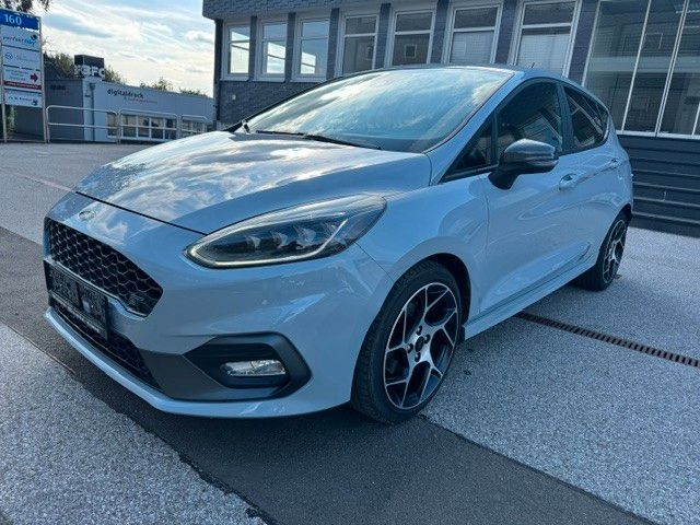Ford Fiesta 87.345 km 11.900 &euro; Remscheid 42899