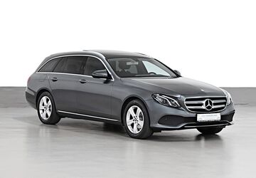 Mercedes-Benz E 220 72.442 km 23.990 &euro; Düsseldorf 40597