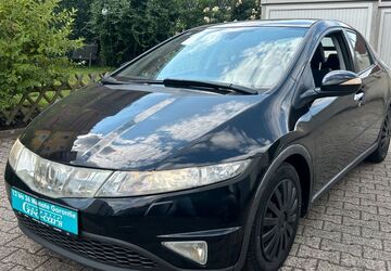 Honda Civic 210.000 km 3.950 &euro; Düsseldorf 40589