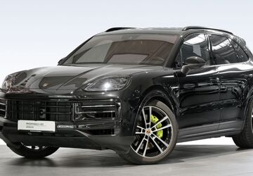 Porsche Cayenne 28.254 km 102.490 &euro; Düsseldorf 40468