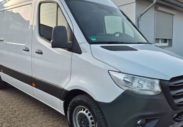 Mercedes-Benz Sprinter 197.000 km 18.390 &euro; Düsseldorf 40591