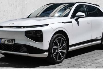 XPeng G9 19.700 km 56.750 &euro; Düsseldorf 40547