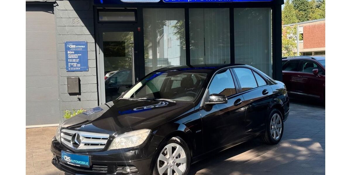 Mercedes-Benz C 200 191.100 km 7.900 &euro; Düsseldorf 40599