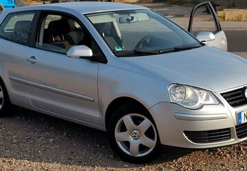 VW Polo 196.900 km 2.599 &euro; Kaarst 41564