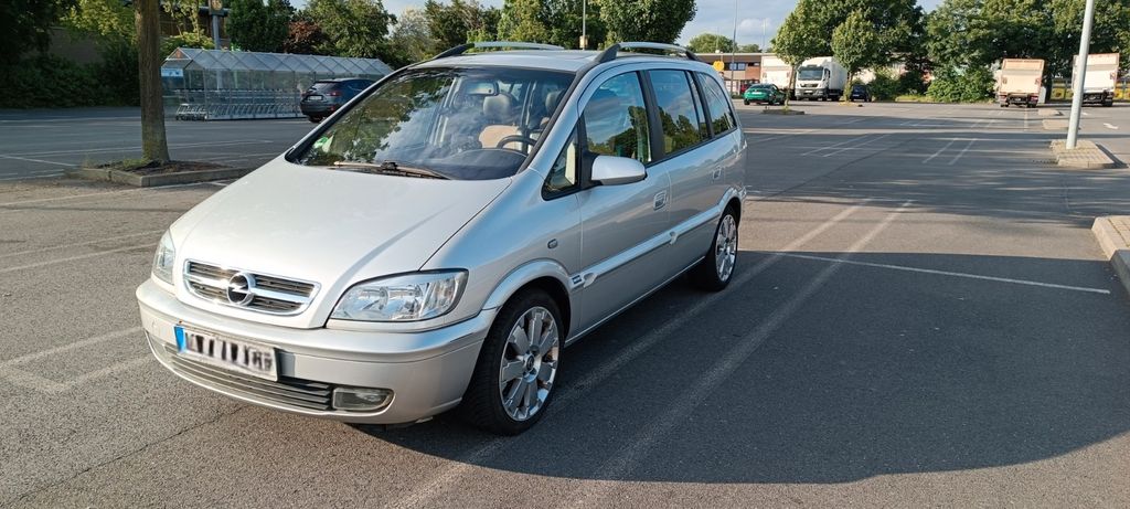 Opel Zafira 162.000 km 2.800 &euro; Krefeld 47809