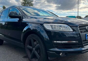 Audi Q7 343.000 km 8.500 &euro; Düsseldorf 40599