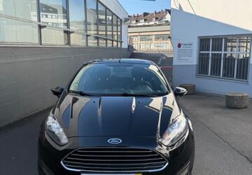 Ford Fiesta 147.000 km 3.600 &euro; düsseldorf 40625