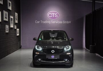 Smart ForTwo 28.356 km 9.444 &euro; Düsseldorf 40476