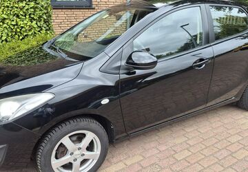 Mazda 2 140.949 km 3.490 &euro; Mülheim an der Ruhr 45478
