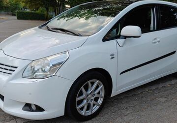 Toyota Verso 225.209 km 6.950 &euro; NEUSS 41462