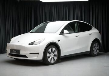Tesla Model Y 65.000 km 33.990 &euro; Düsseldorf 40211