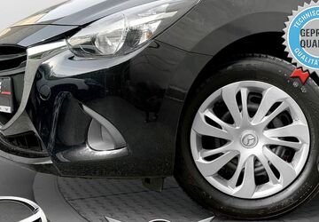 Mazda 2 115.525 km 7.490 &euro; Düsseldorf 40625