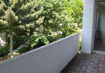 Wohnung Düsseldorf Knittkuhl - 4 Zimmer, 77 m&sup2;, 850&euro; | Angebot:27334075