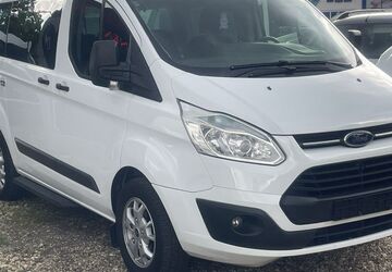 Ford Tourneo Custom 323.000 km 9.690 &euro; Duisburg 47138