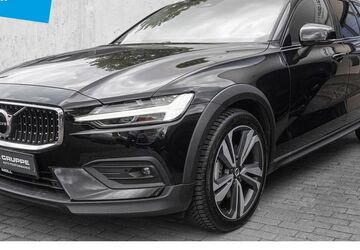 Volvo V60 Cross Country 15.722 km 40.980 &euro; Düsseldorf 40474