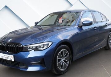 BMW 318 165.303 km 17.490 &euro; Düsseldorf 40231