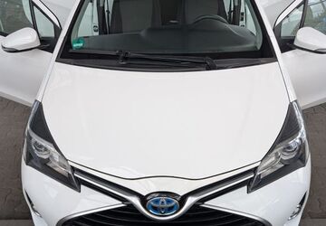 Toyota Yaris 122.500 km 10.498 &euro; Düsseldorf 40227