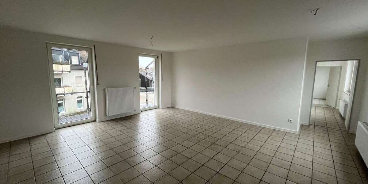Etagenwohnung Viersen Rintgen - 4 Zimmer, 113 m&sup2;, 900&euro; | Angebot:27423395