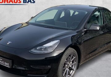 Tesla Model 3 127.987 km 28.950 &euro; Kaarst 41564