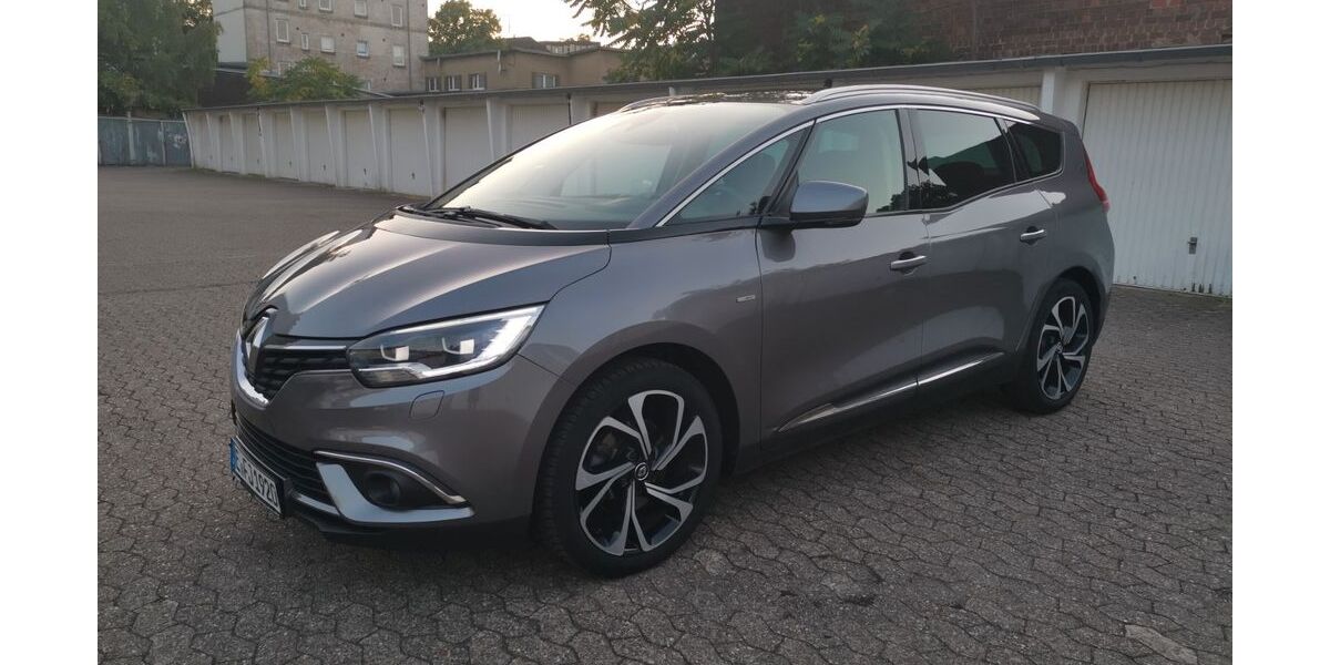 Renault Grand Scenic 108.000 km 12.900 &euro; Düsseldorf 40549
