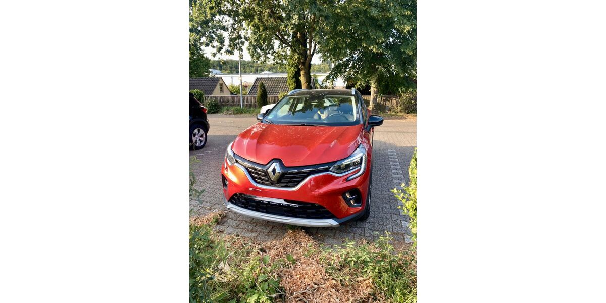 Renault Captur 71.500 km 15.700 &euro; Düsseldorf 40211