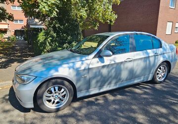 BMW 318 150.000 km 6.500 &euro; Düsseldorf 40591