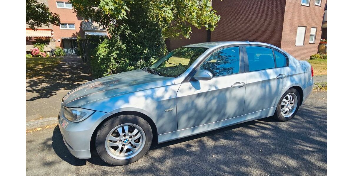BMW 318 150.000 km 6.500 &euro; Düsseldorf 40591
