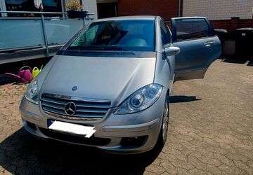 Mercedes-Benz A 150 158.000 km 3.350 &euro; Leverkusen 51371