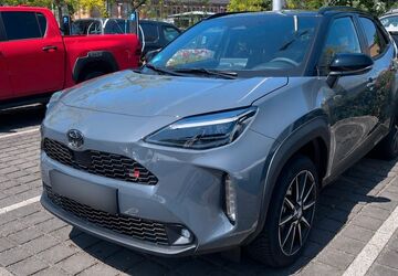 Toyota Yaris Cross 4.700 km 29.900 &euro; Düsseldorf 40233