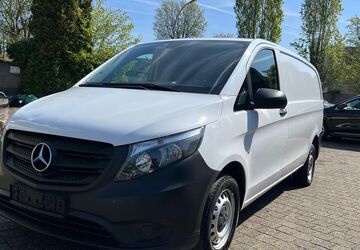 Mercedes-Benz Vito 152.435 km 8.980 &euro; Düsseldorf 40597
