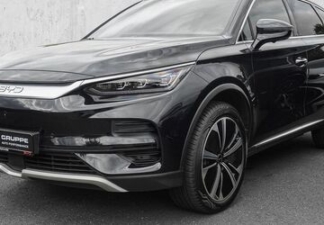 BYD TANG 7.080 km 52.850 &euro; Düsseldorf 40474