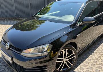 VW Golf 143.000 km 13.599 &euro; Düsseldorf 40231