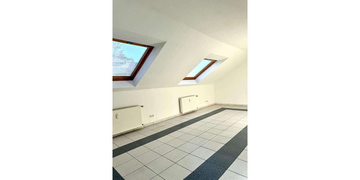 Etagenwohnung Duisburg Neudorf-Nord - 1 Zimmer, 40 m&sup2;, 400&euro; | Angebot:27439795