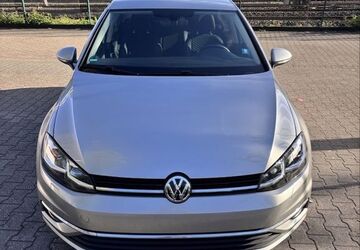 VW Golf 88.400 km 17.500 &euro; Düsseldorf/Rath 40472