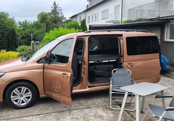 VW Caddy Maxi 17.700 km 32.450 &euro; Solingen 42657
