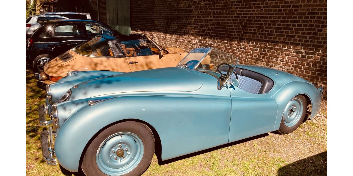 Jaguar Andere 6.342 km 90.000 &euro; Grevenbroich 41516