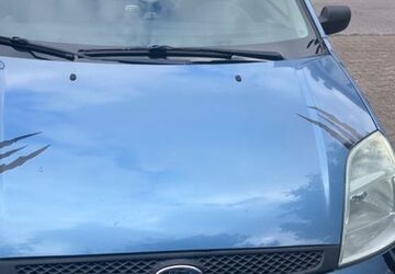 Ford Fiesta 256.000 km 1.500 &euro; Düsseldorf 40599