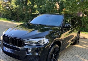BMW X5 69.000 km 37.300 &euro; Düsseldorf 40470