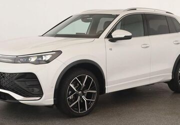 VW Tiguan 32.500 km 42.884 &euro; Düsseldorf 40233