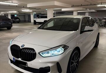 BMW 120 133.058 km 22.990 &euro; Düsseldorf 40549