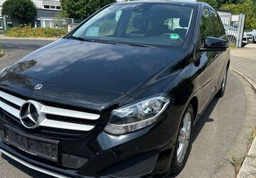 Mercedes-Benz B 200 142.906 km 11.900 &euro; Düsseldorf 40231